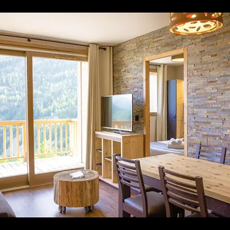 4 Pieces 8 Pers * Tignes